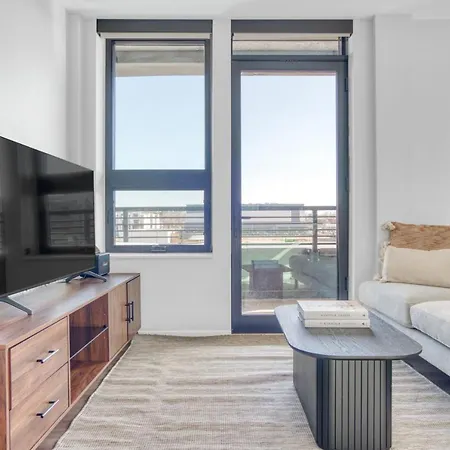 Congress Park 2Br W Gym Pool Nr Shops Dining Den-135 Appartement
